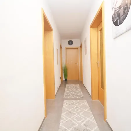 Apartment Sw06-ri In *